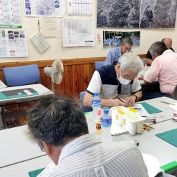 北福地公民館で切り絵講座